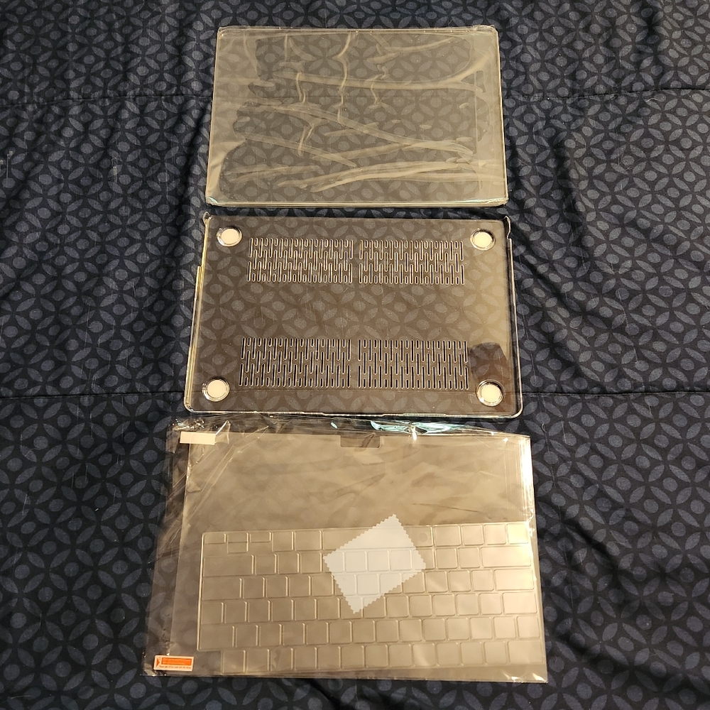 Apple Hard Case